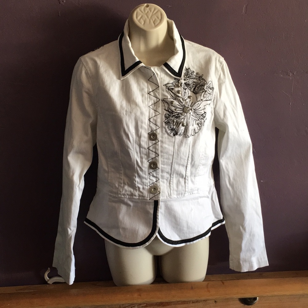 white embroidered ladies jacket